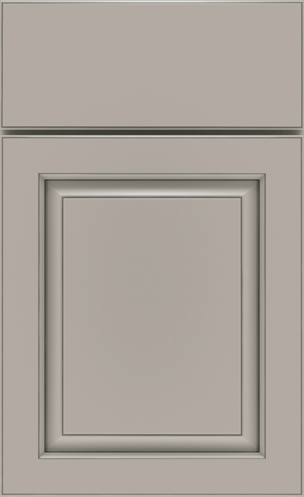 RefWoodhaFOMCldGsPenG8